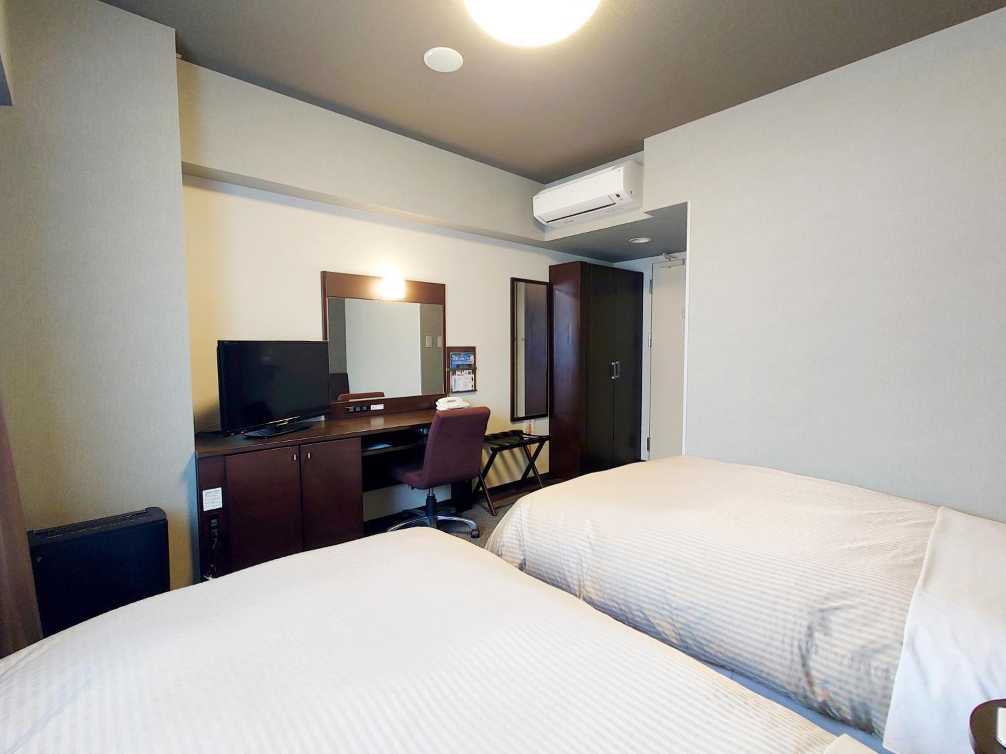 Hotel Route-Inn Komagane Inter Eksteriør billede